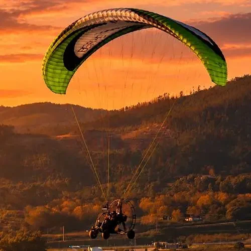 Imagem do voo ao pôr do sol apresentada pela Voar a Norte no Setmore